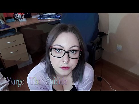 ❤️ Kynþokkafull stelpa með gleraugu sýgur dildó djúpt á myndavélinni ❤❌ Gæðaklám á klám is.naughtyhentai.ru ❌
